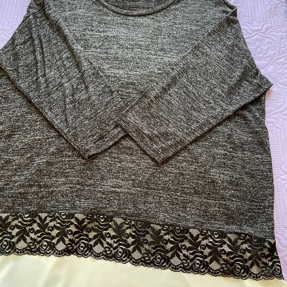 Black soft sweater top with lace. - Picture 7 of 12